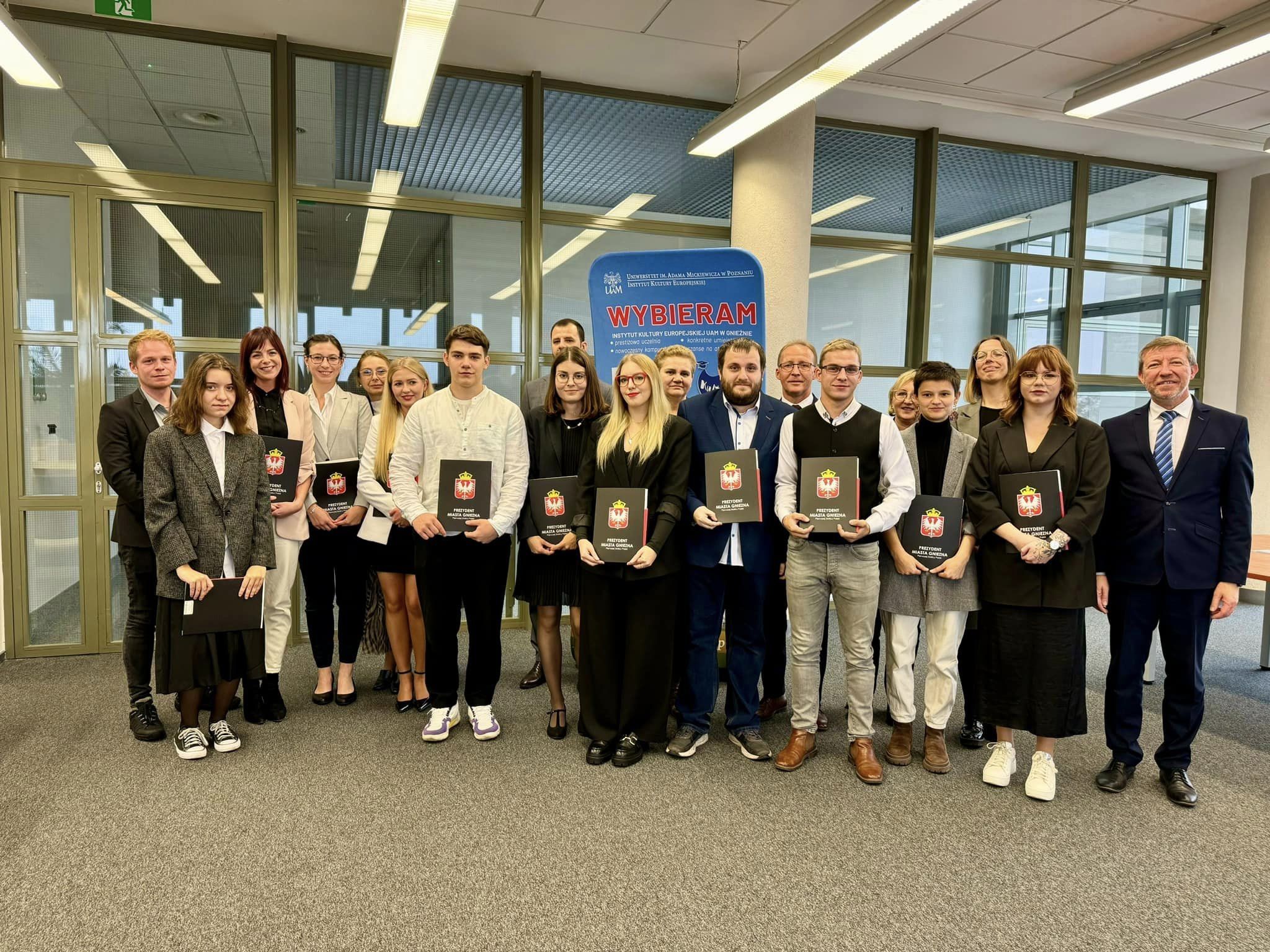 Stypendia dla Studentek/ów